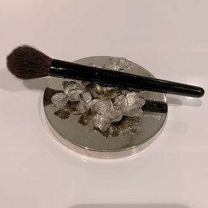Suqqu Cheek Brush (Discontinued) - Squirrel Hair